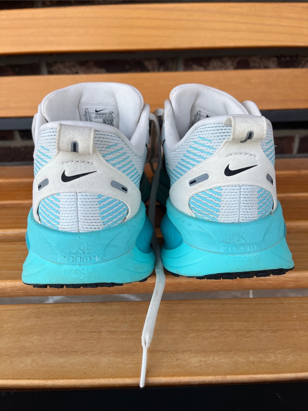 Nike ZoomX Running Shoes - Picture 3 of 9
